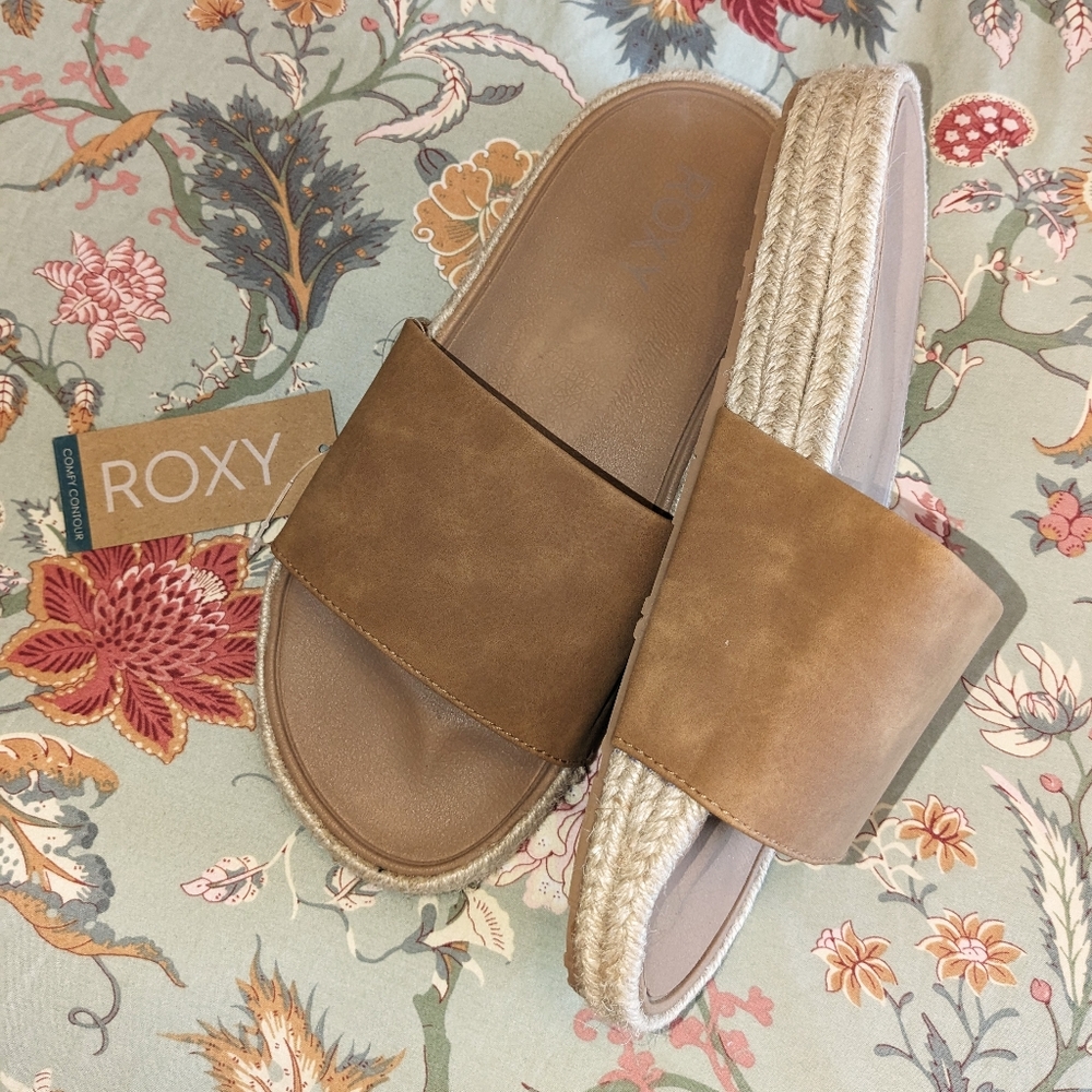 NWT ROXY SLIDES